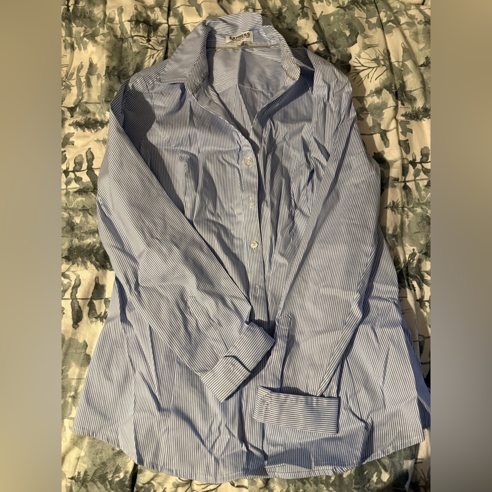 Express Button Up